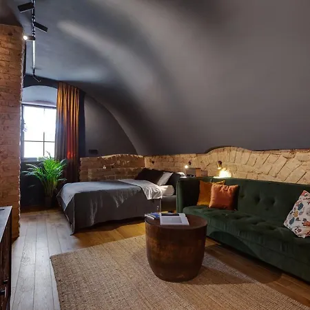 #stayhere - Historic Old Town Chic