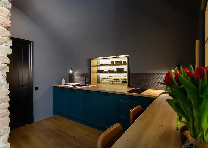 #stayhere - Historic Old Town Chic *