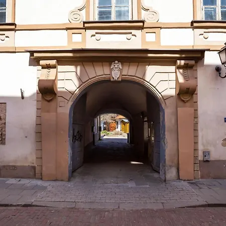 #stayhere - Historic Old Town Chic *